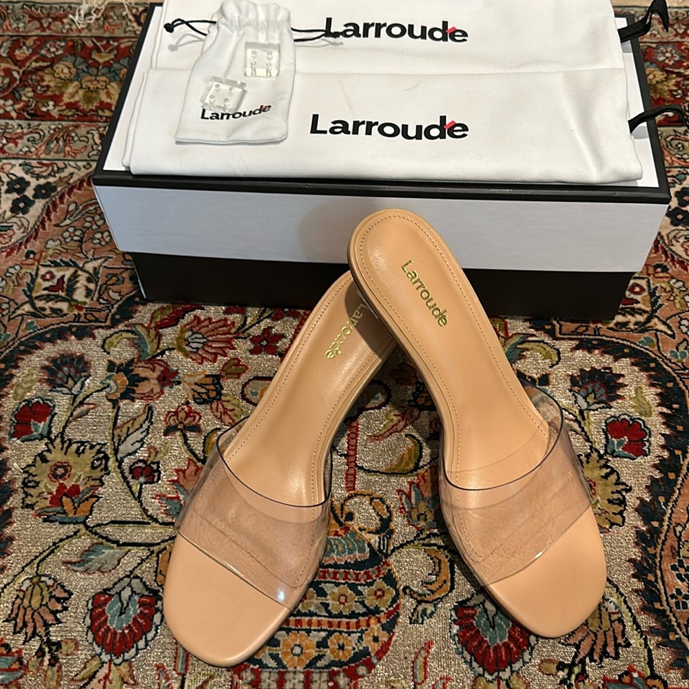 Brand new Larroude Vivi mule in tan leather and vinyl